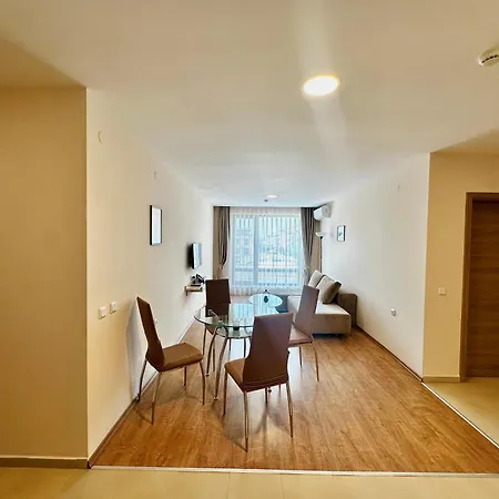 Premier Sea View Apartment Sweti Wlas